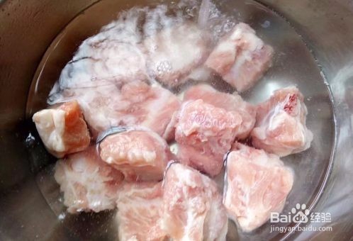 冬季暖汤之白萝卜排骨汤是怎么做的