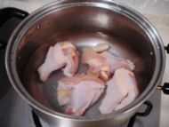 怎样制作莲藕炖鸡汤