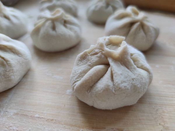 洋白菜鲜肉生煎小馅饼