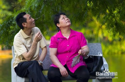 春季老人如何保健 可以试着这样做