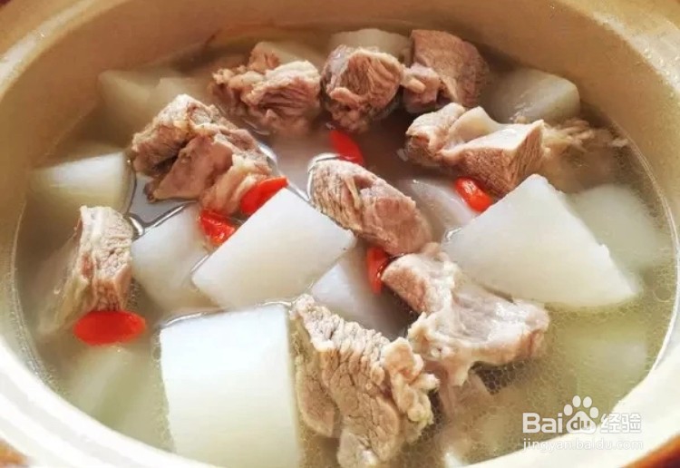 冬季滋补菜肴——萝卜炖羊肉