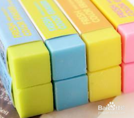 衣服上的胶印图案怎么去掉