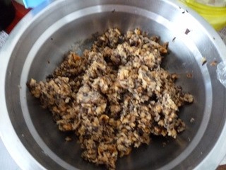 火立方火锅配菜香菇瘦肉饺子做法