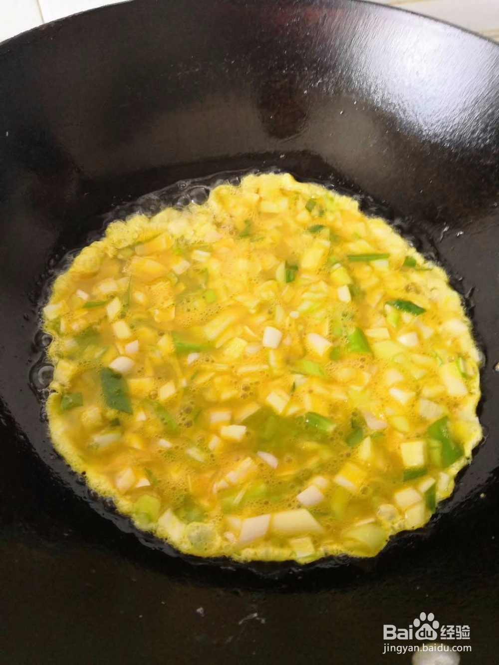 土鸭蛋炒香葱