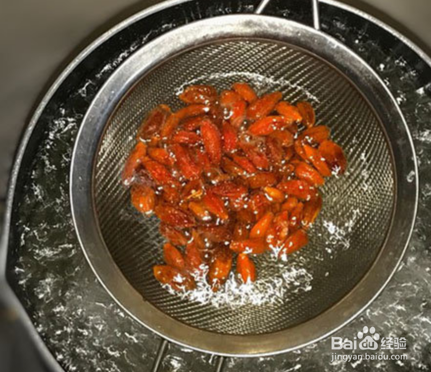 在家也能做出色香味俱全的凉拌菠菜