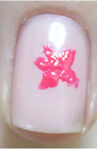 彩绘美甲简单花朵教程