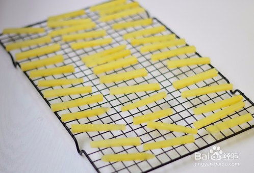 家常版炸薯条如何做更好吃更酥脆？