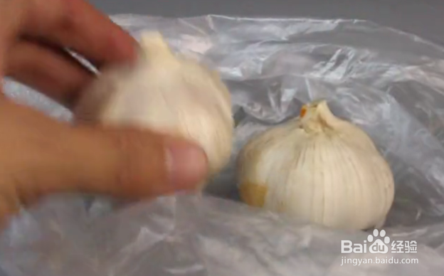 大蒜长时间保存的好方法