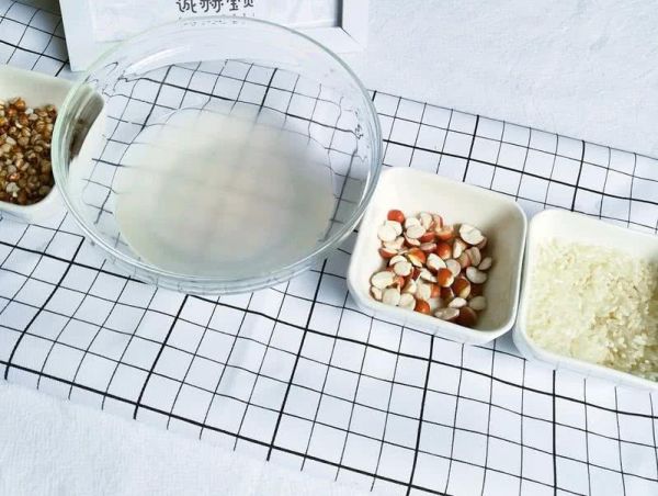 芡实薏米山药粥