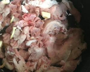 牛筋炖土豆做法