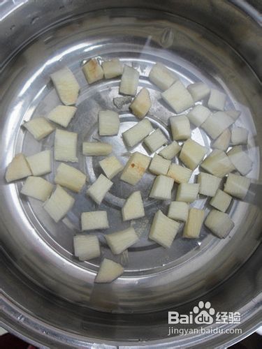 【百姓家的冬季养生菜】鸡脯肉三丁