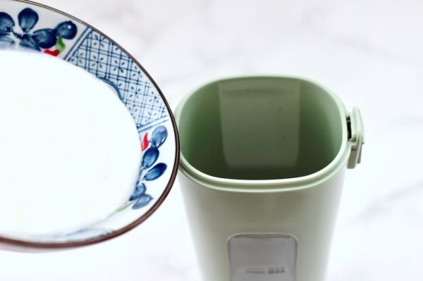 蔓越莓火龙果麦片酸奶昔