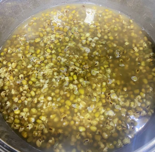 红枣百合绿豆汤