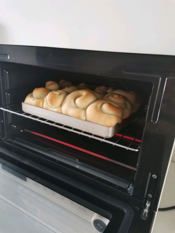 蜂蜜脆底小面包