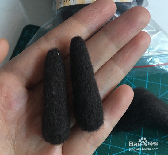 教你如何用羊毛制作熊猫挂件