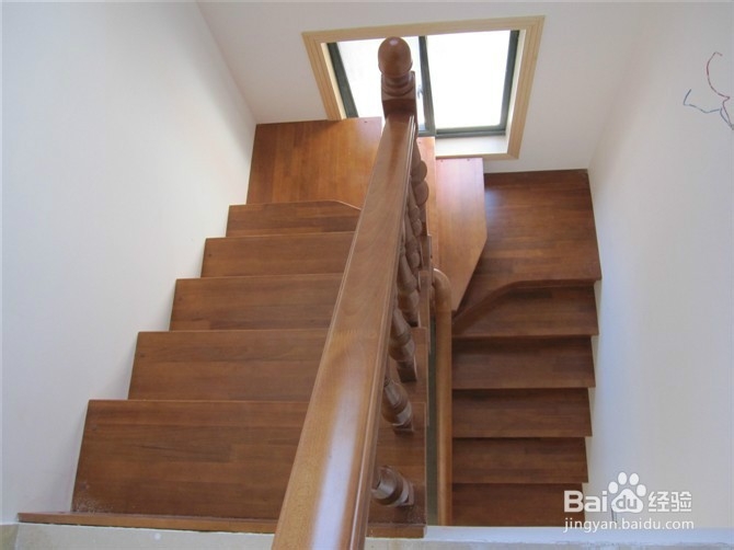 怎么样选购整体楼梯？