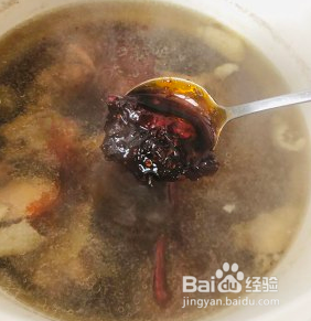 一锅两吃的香菇鸡火锅（烧鸡公改版）