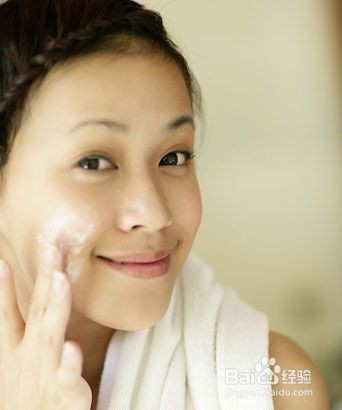 绝招去黑头 皮肤变清透