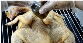 椒香脆皮烤鸡的做法