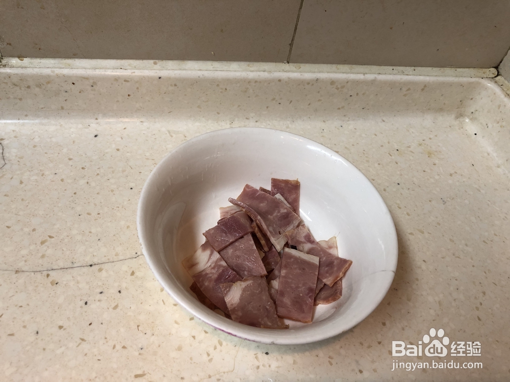 在家也能做的紫苏豆芽