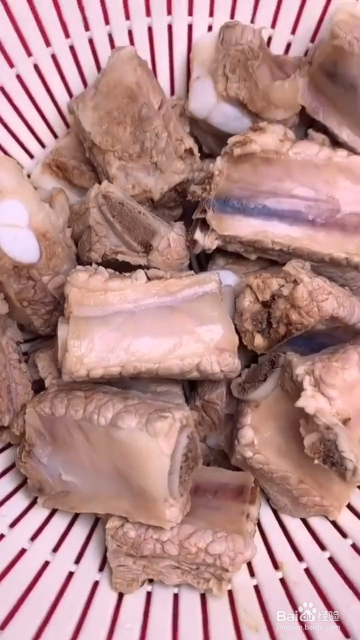 如何制作可乐排骨？