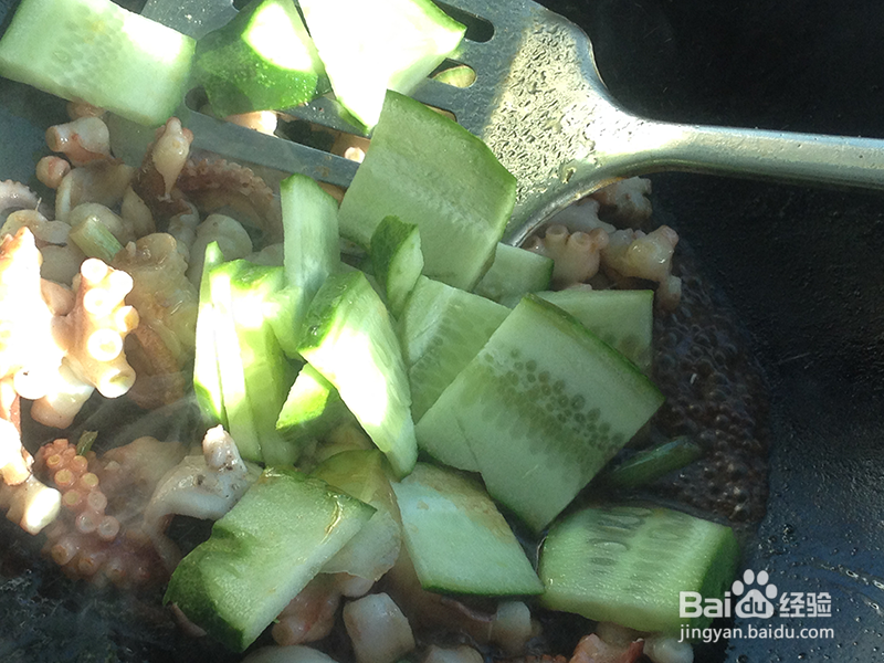 溜炒章鱼段的做法