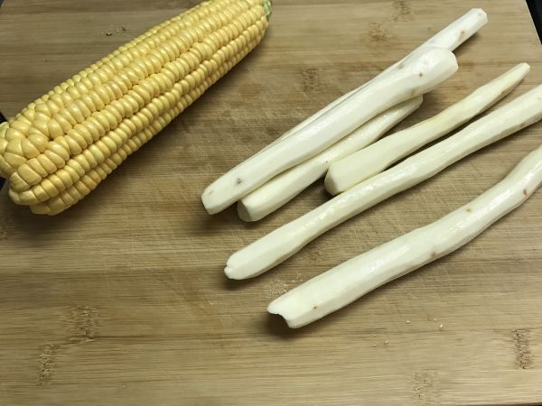 筒骨玉米山药煲