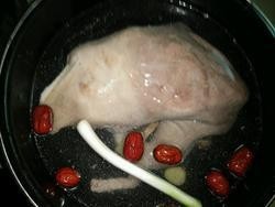 怎样做美味又滋补的肚包鸡