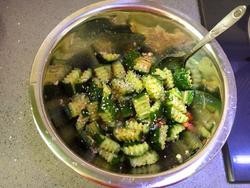 凉拌黄瓜的做法