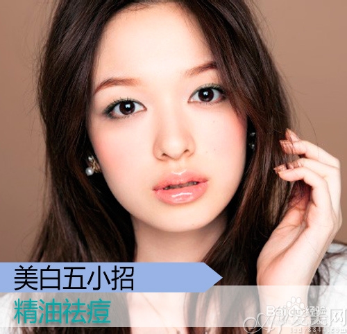 黑妹逆袭白富美 5招致胜冬季美白