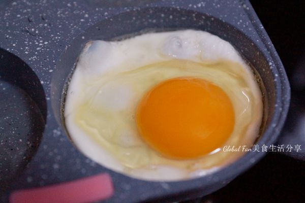 芝士午餐肉鸡蛋松饼