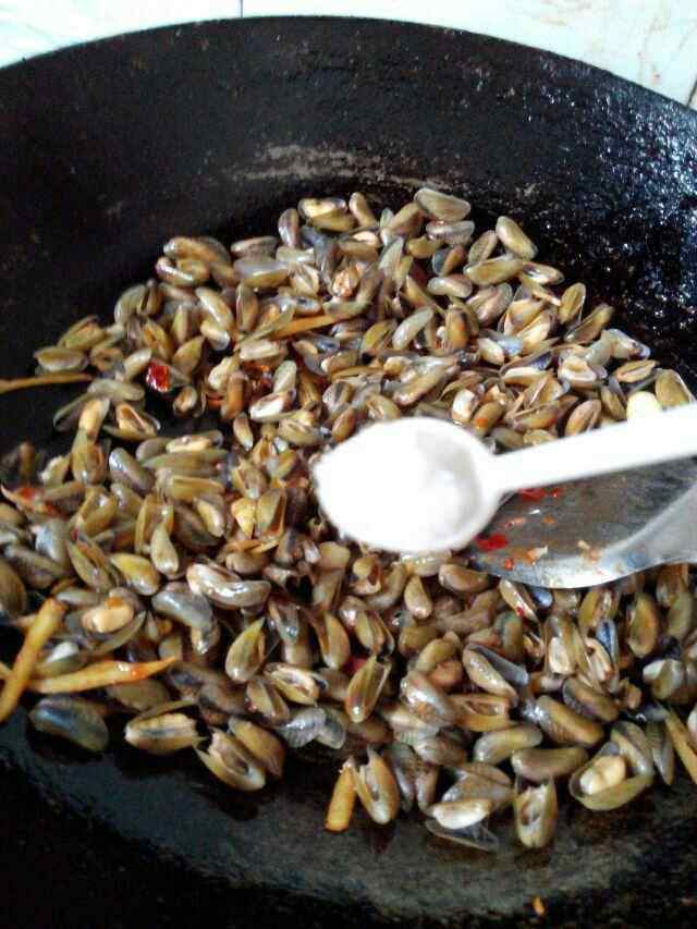 爆炒海瓜子这样做才美味