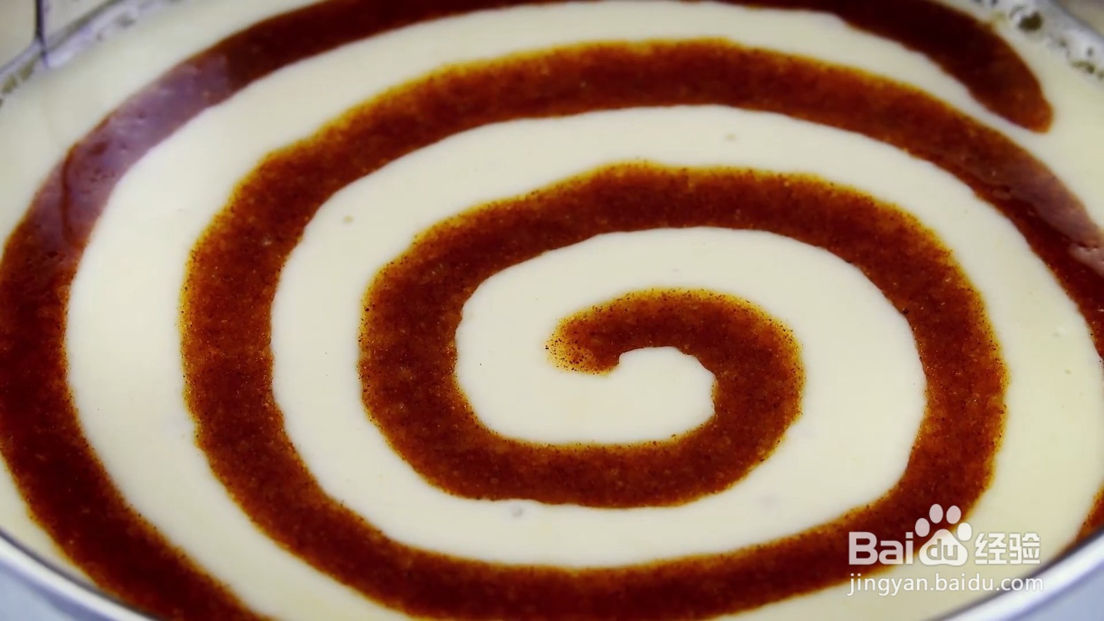 如何制作肉桂卷松饼