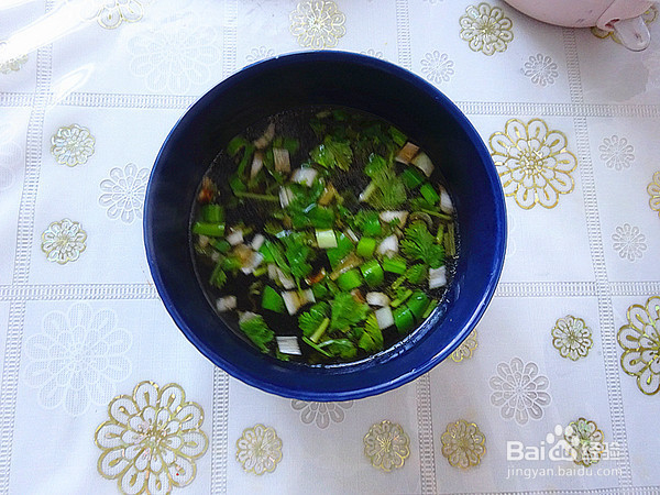 五彩扯面的制作方法