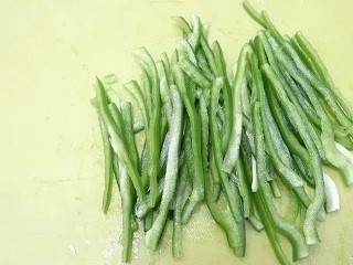 炝拌青椒土豆丝怎么做