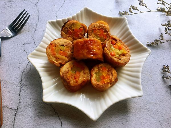 奥尔良烤鸡腿卷