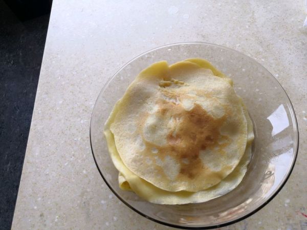 苹果牛奶鸡蛋饼