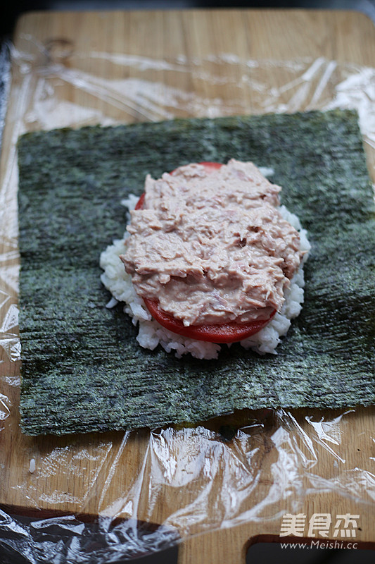 金枪鱼饭团的做法