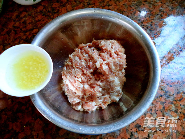 多彩鲜肉饺的做法