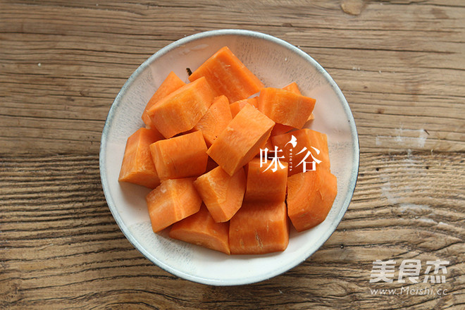 黄豆猪尾汤的做法