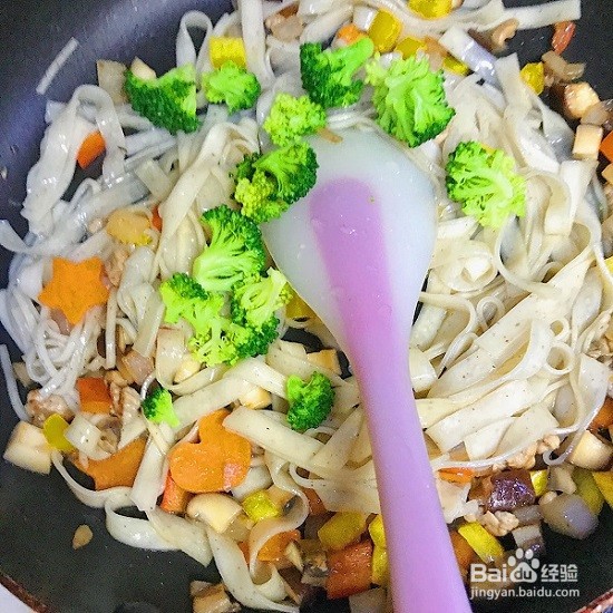 开胃时蔬炒面怎么做
