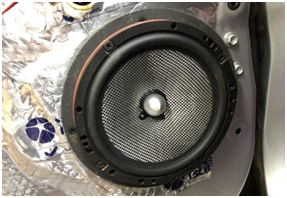 小R换‘音响’过程