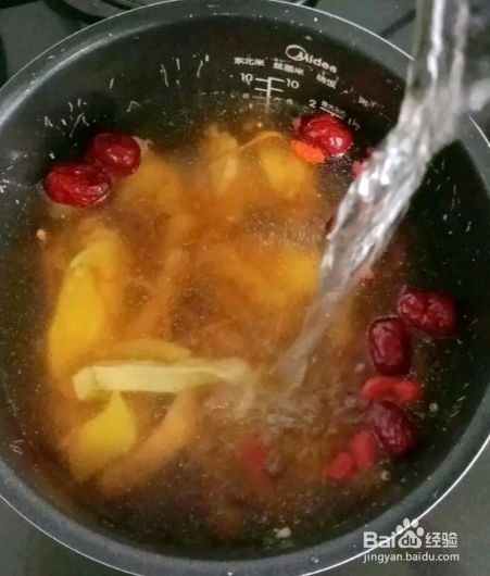 虫草花猪肚鸡汤