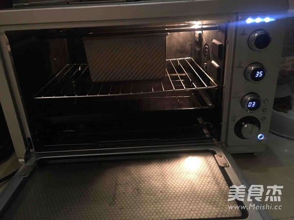 酸奶吐司的做法