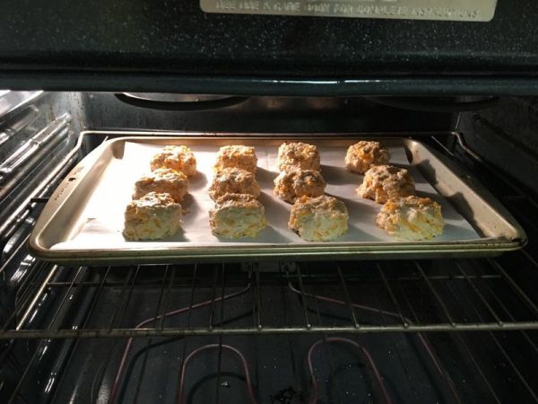 芝士咸味松饼面包