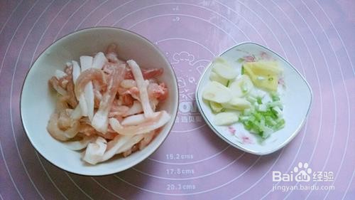 肉丝炒洋葱怎么做