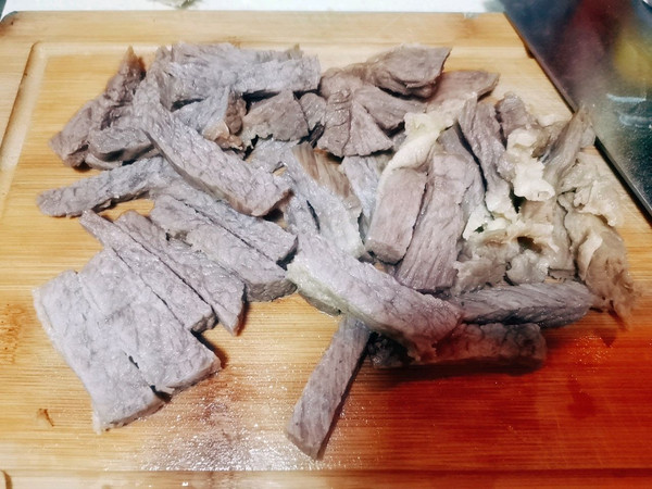 自制麻辣牛肉干