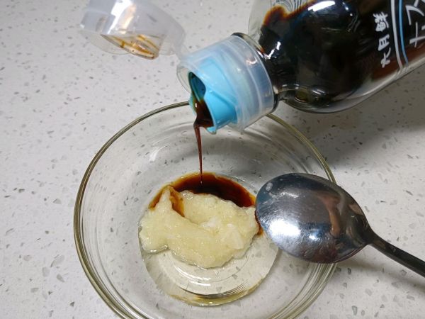 清蒸茄子蘸蒜泥