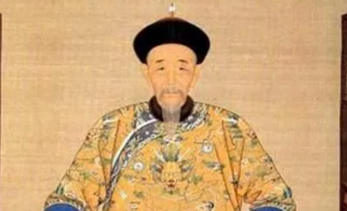 康熙有几个皇后几个妃子
