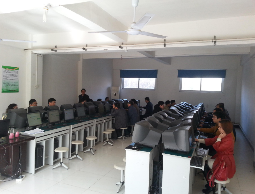 科目四要交补考费吗，我有事没法去！！！！！